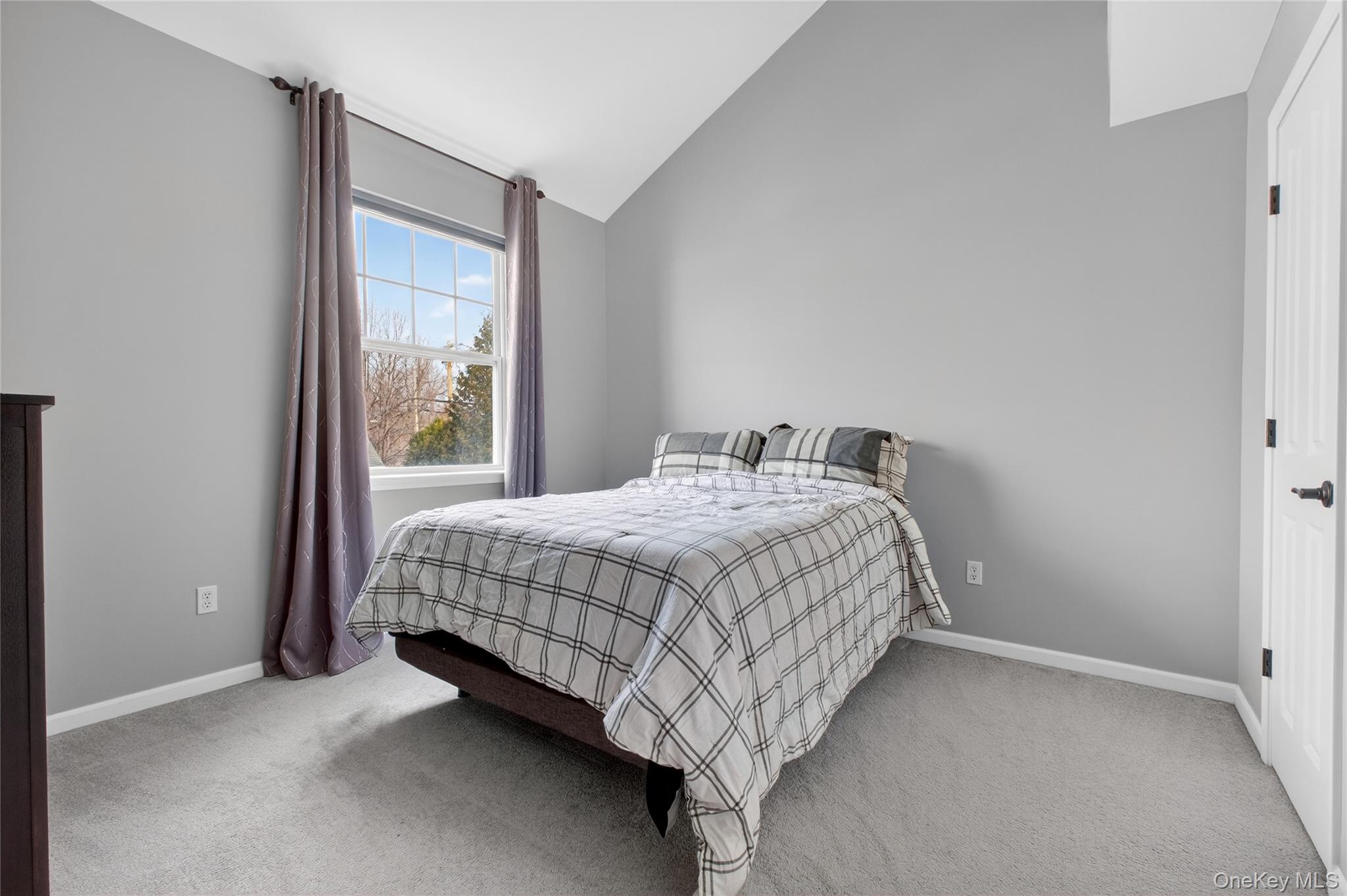 310 Bridgeview Drive