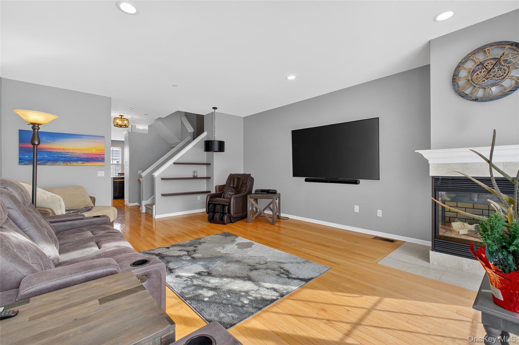 310 Bridgeview Drive