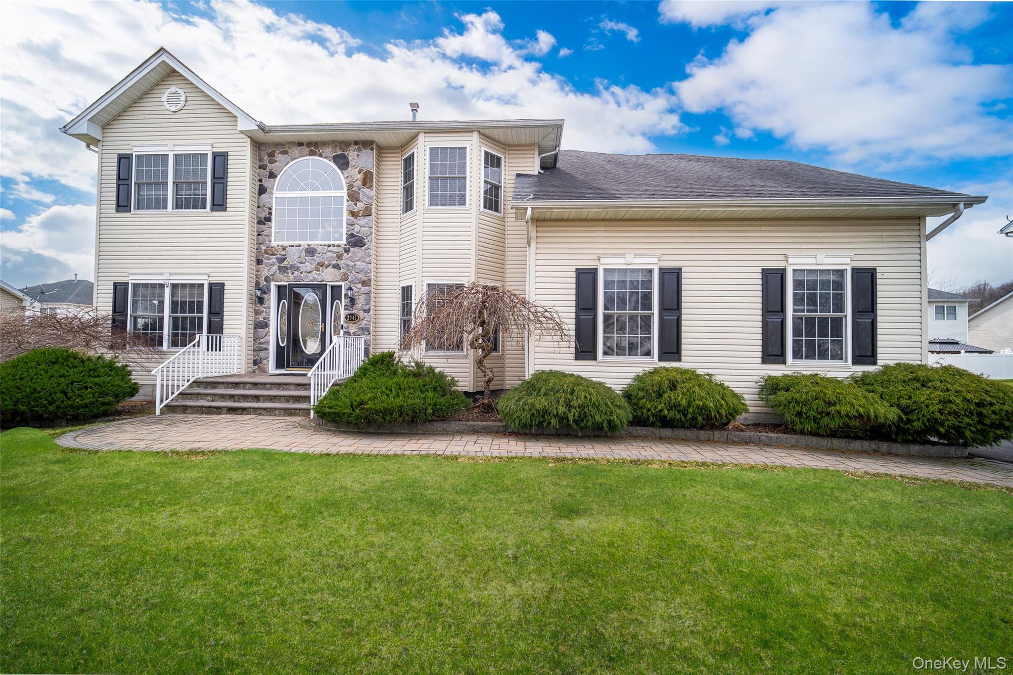 2041 Independence Drive