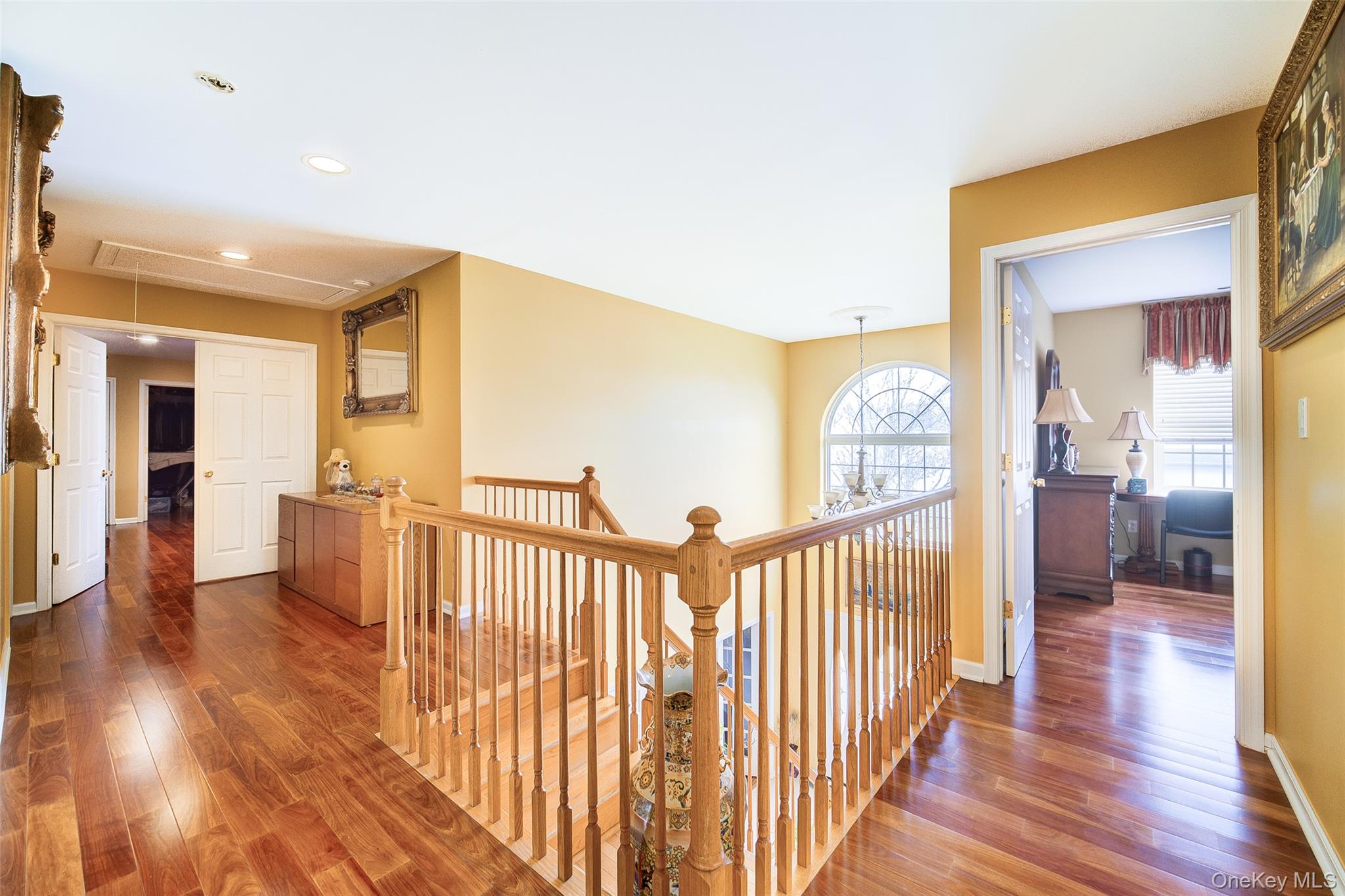 2041 Independence Drive