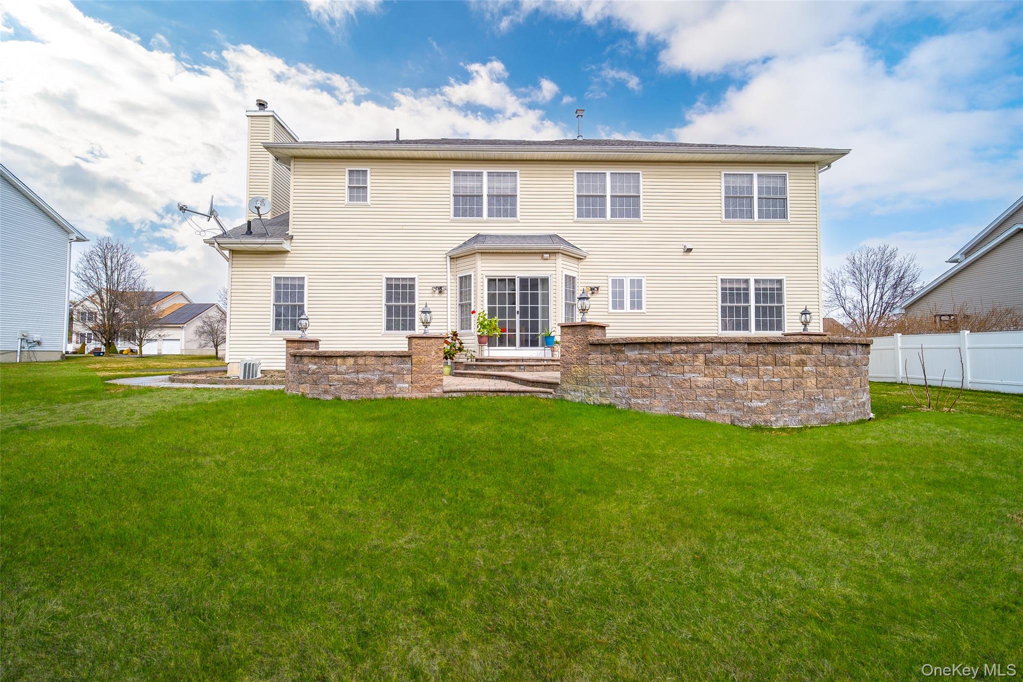 2041 Independence Drive