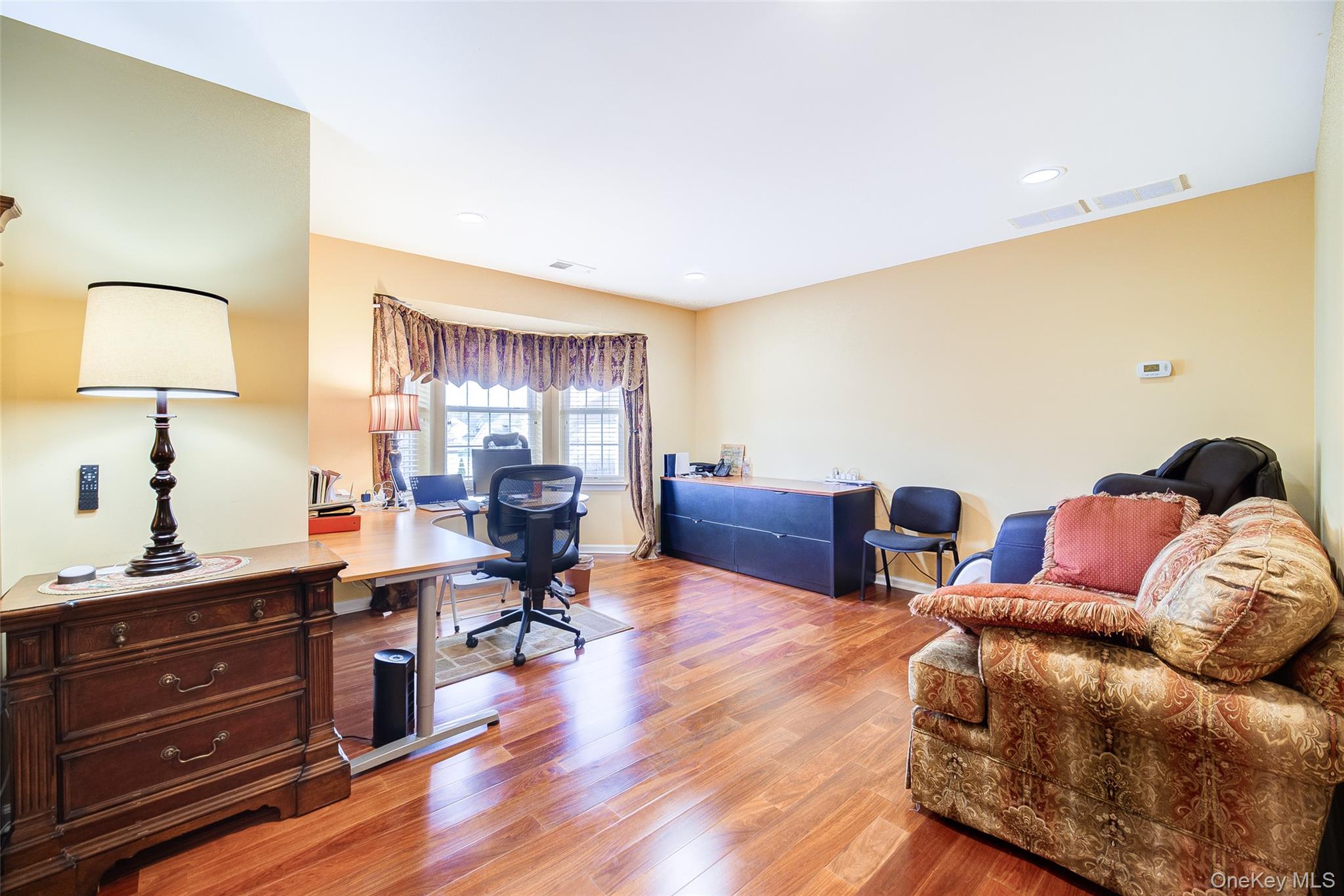 2041 Independence Drive