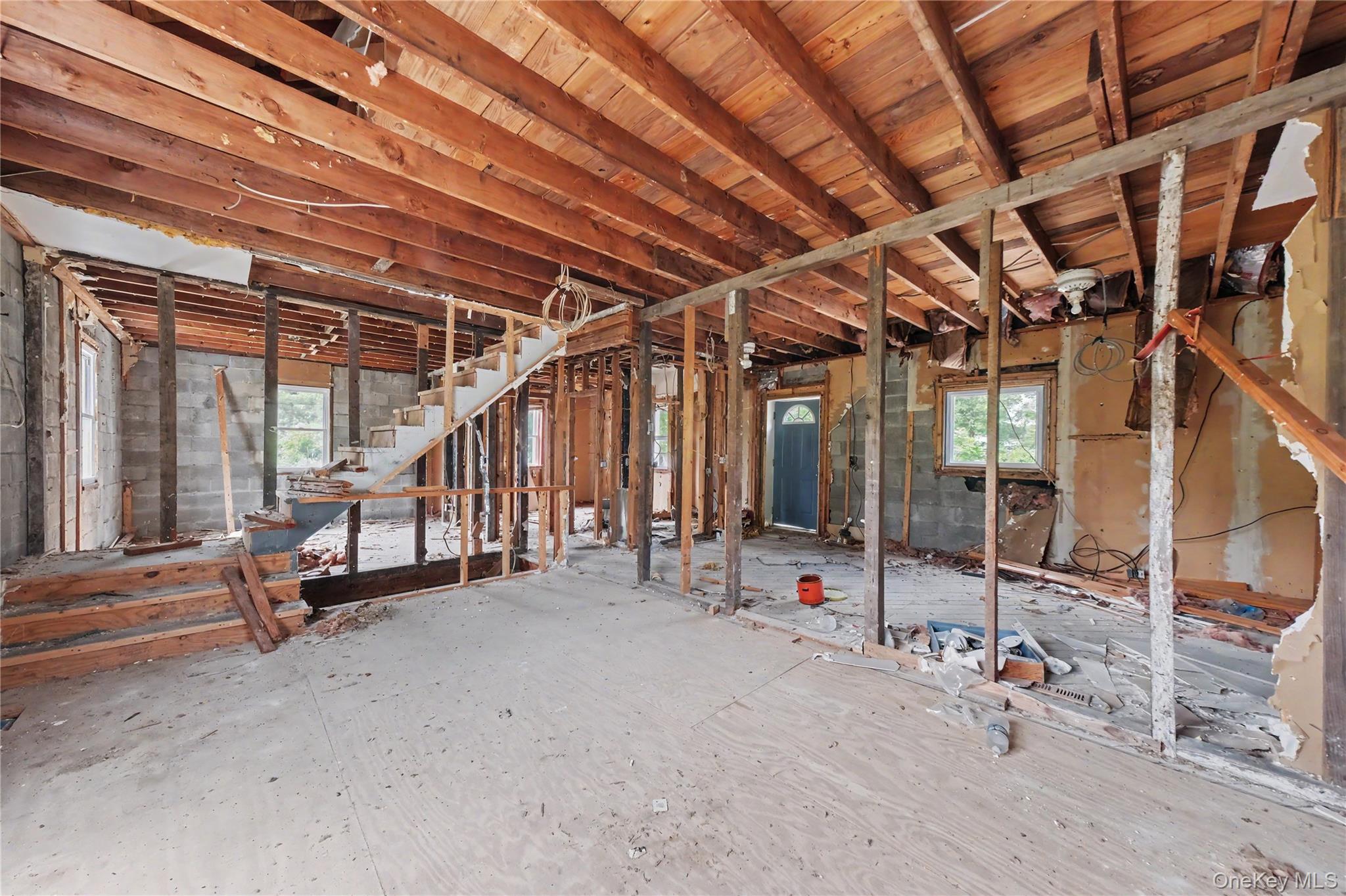 687 Whitley Lane