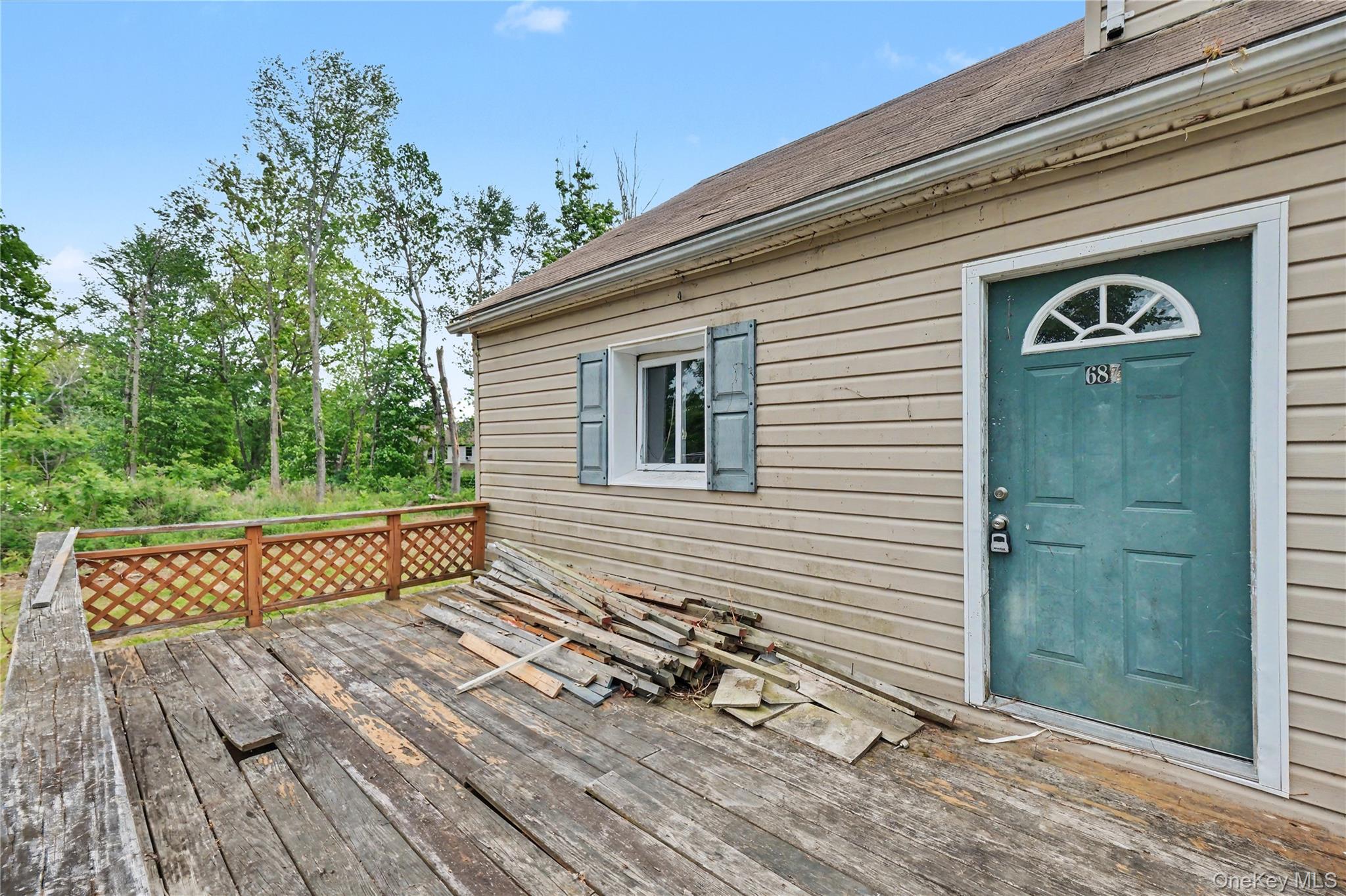 687 Whitley Lane