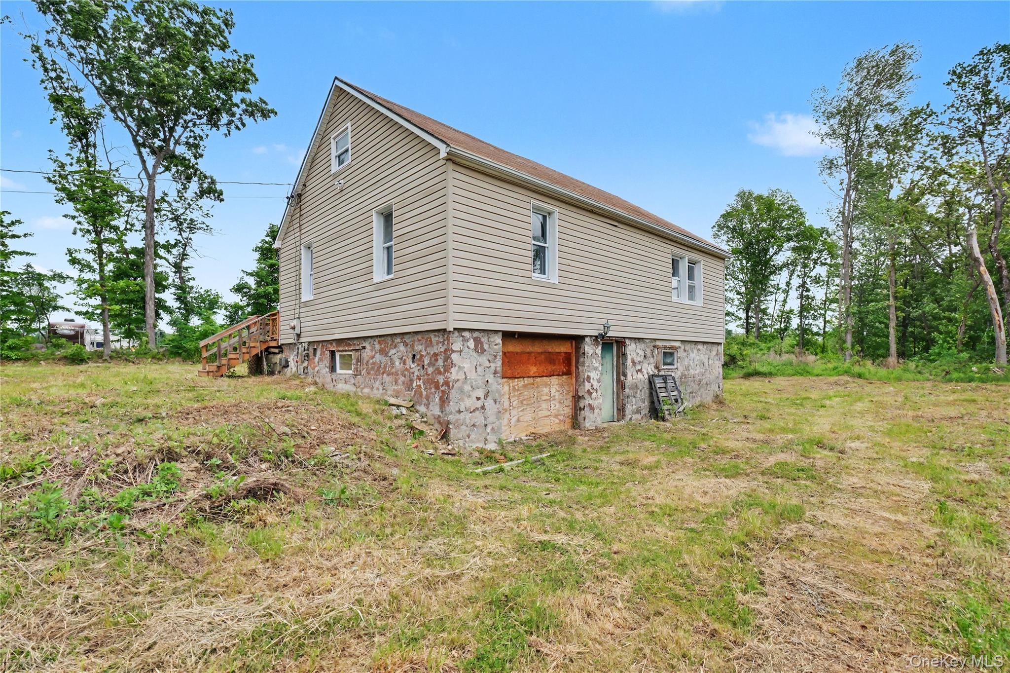 687 Whitley Lane