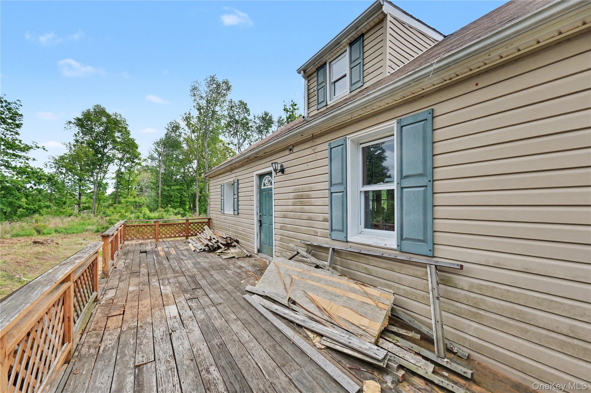 687 Whitley Lane