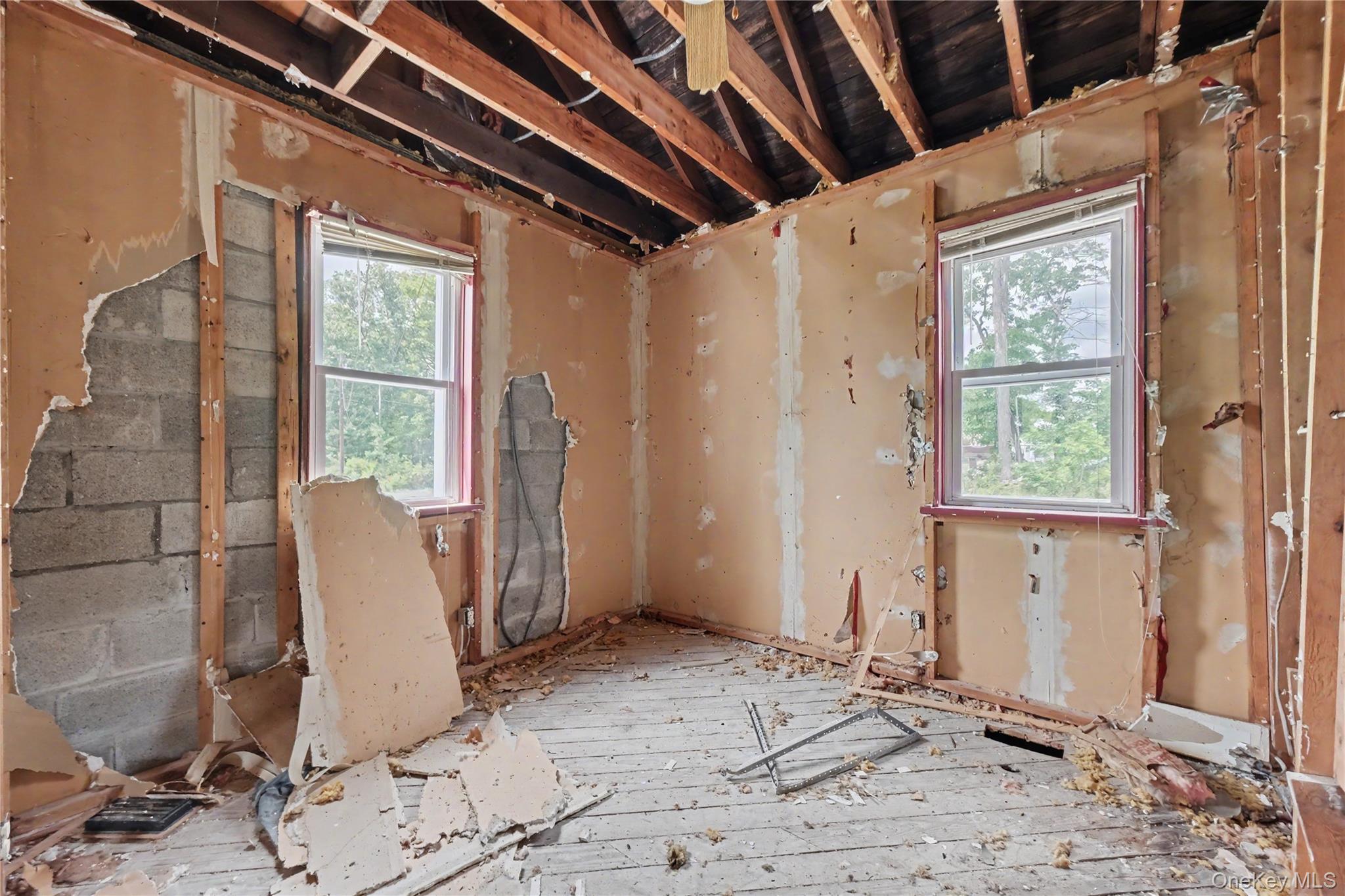 687 Whitley Lane