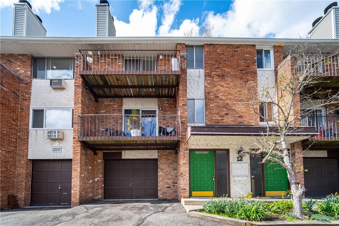 1206 Parkview Drive