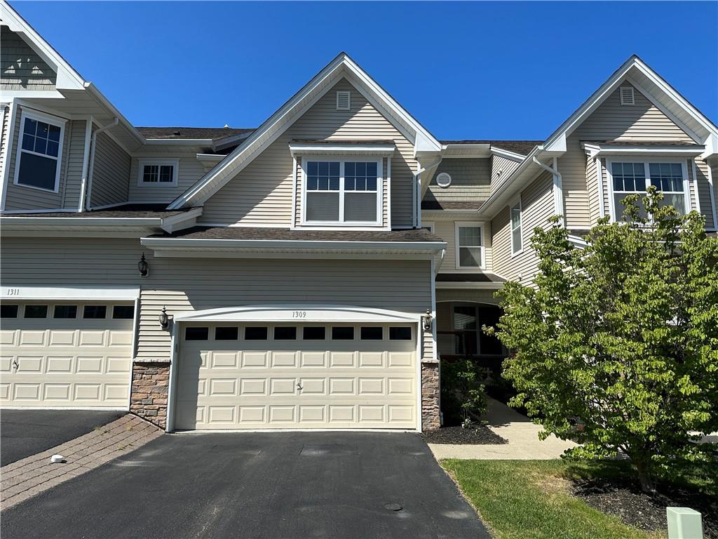 1309 Hawthorn Way