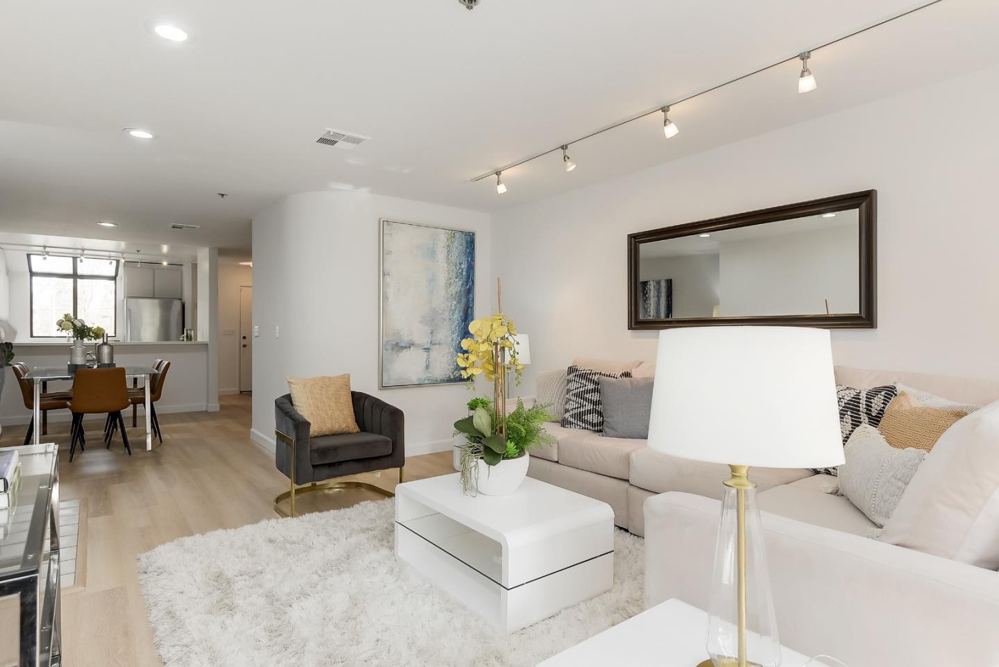 161 California AVE K210