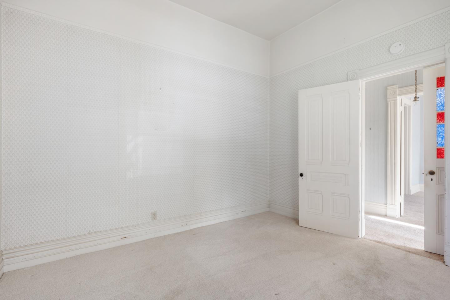 1325 Hester AVE