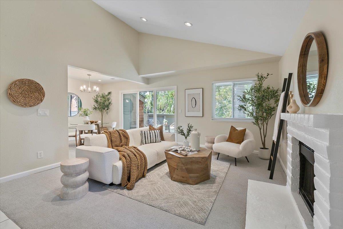 3109 La Terrace Circle