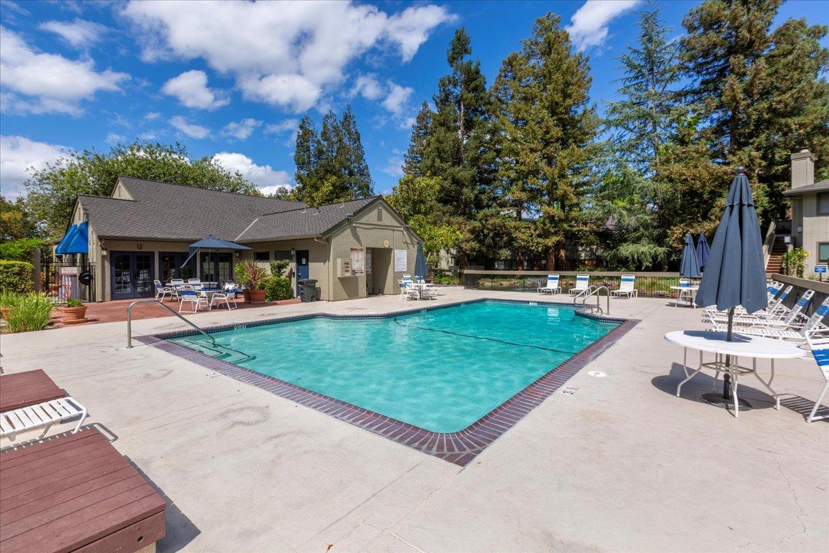 3109 La Terrace Circle