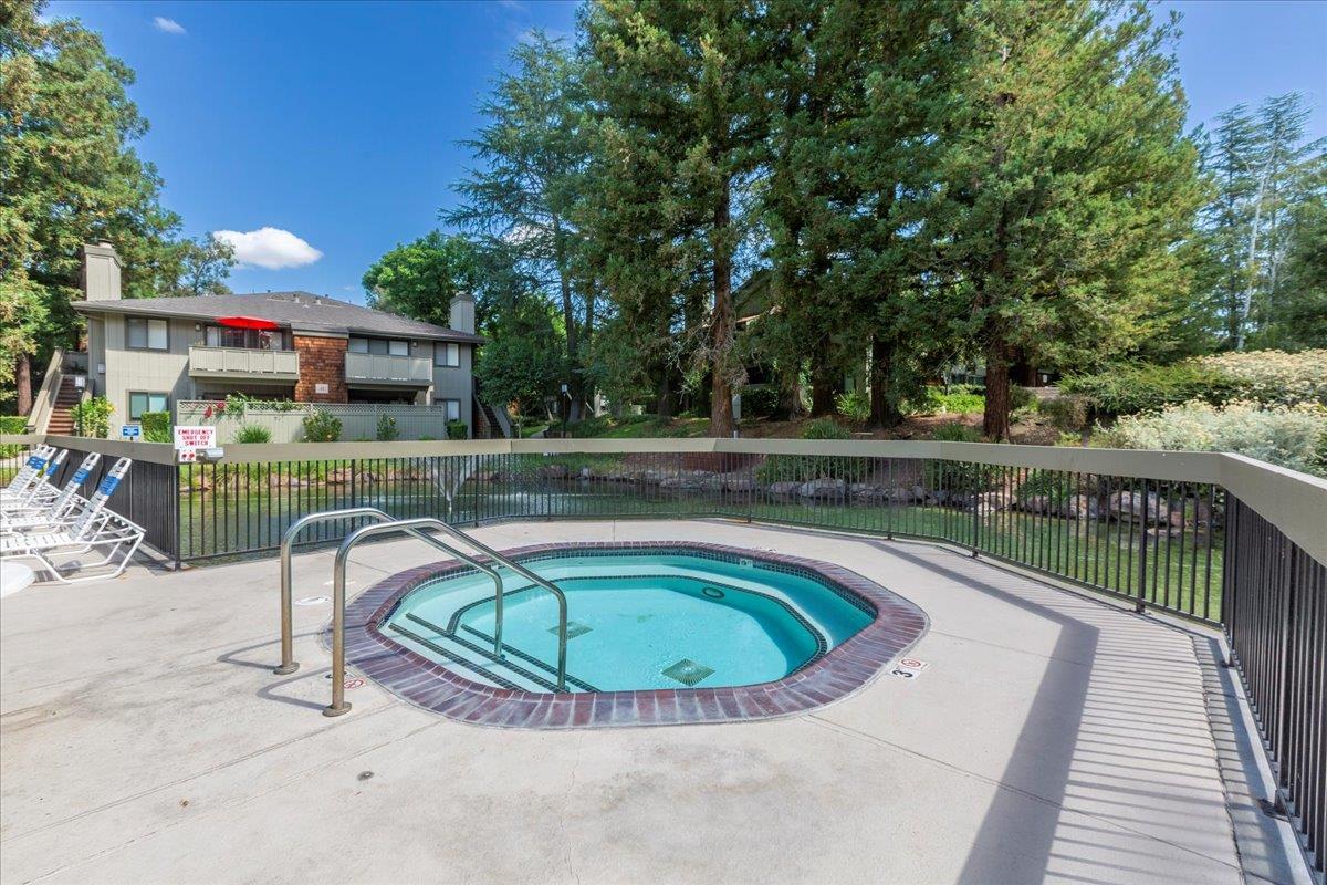 3109 La Terrace Circle