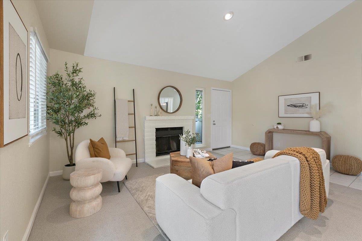 3109 La Terrace Circle