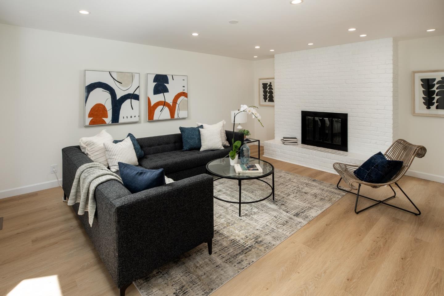 1335 Bobolink Circle