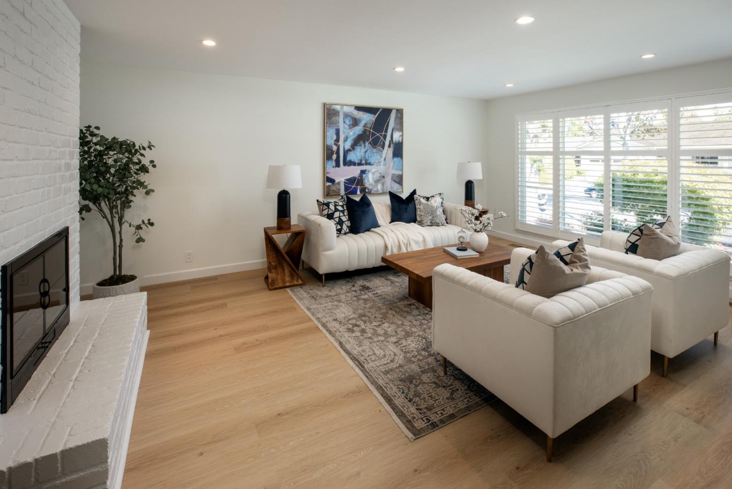 1335 Bobolink Circle