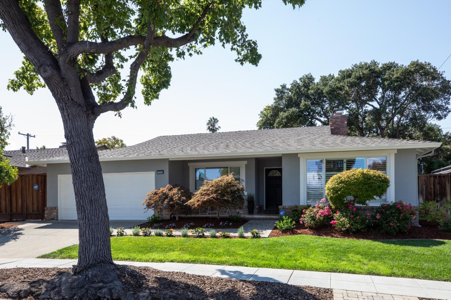 1335 Bobolink Circle