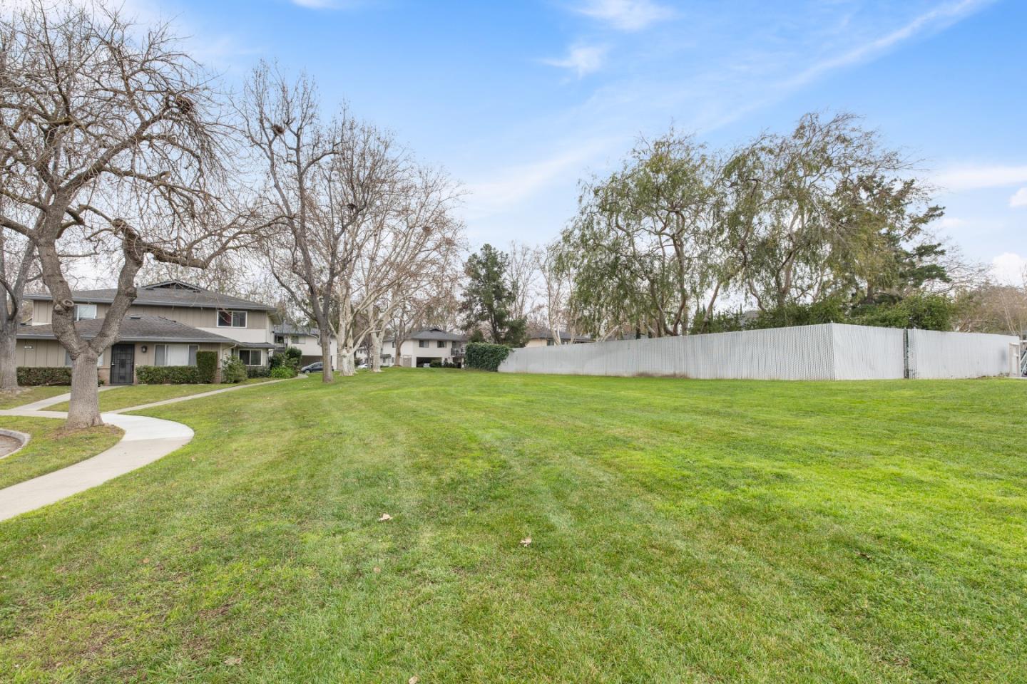 331 North 1st Street 3