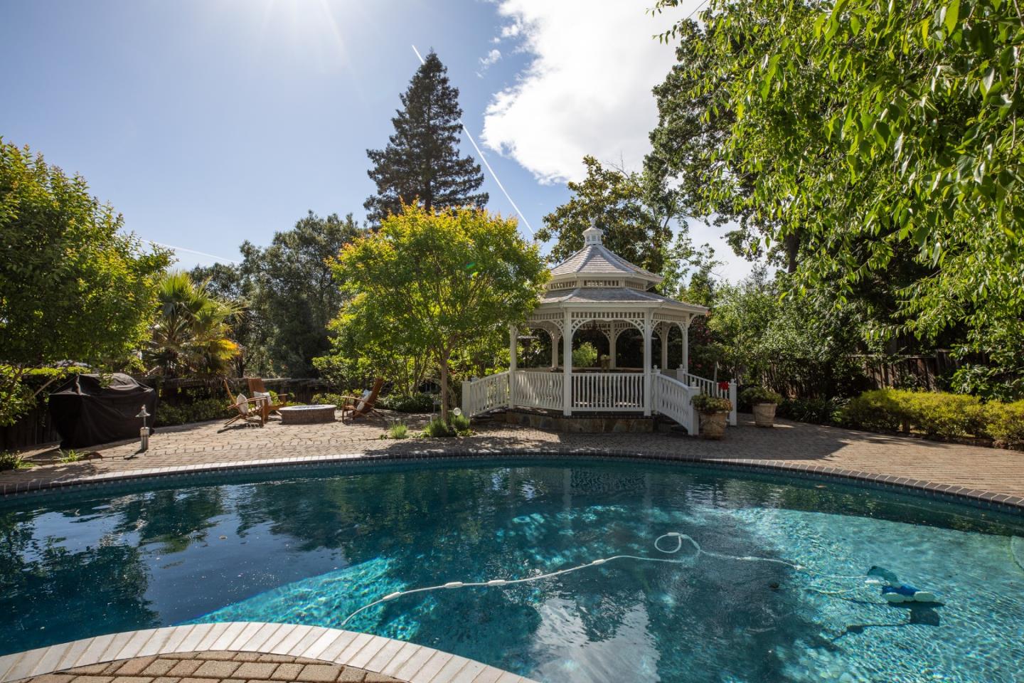 730 Greenview Place
