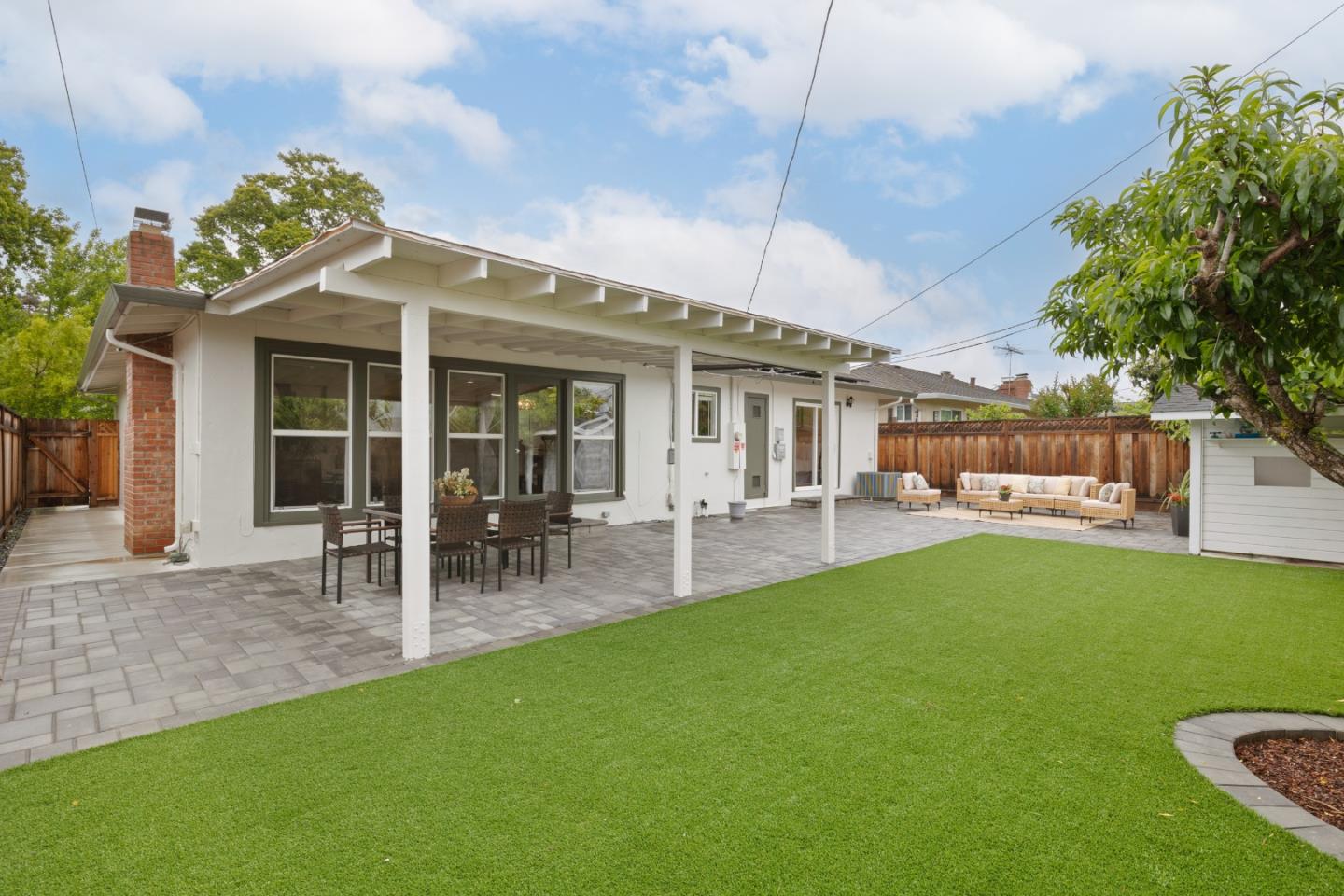 1027 Grape Avenue
