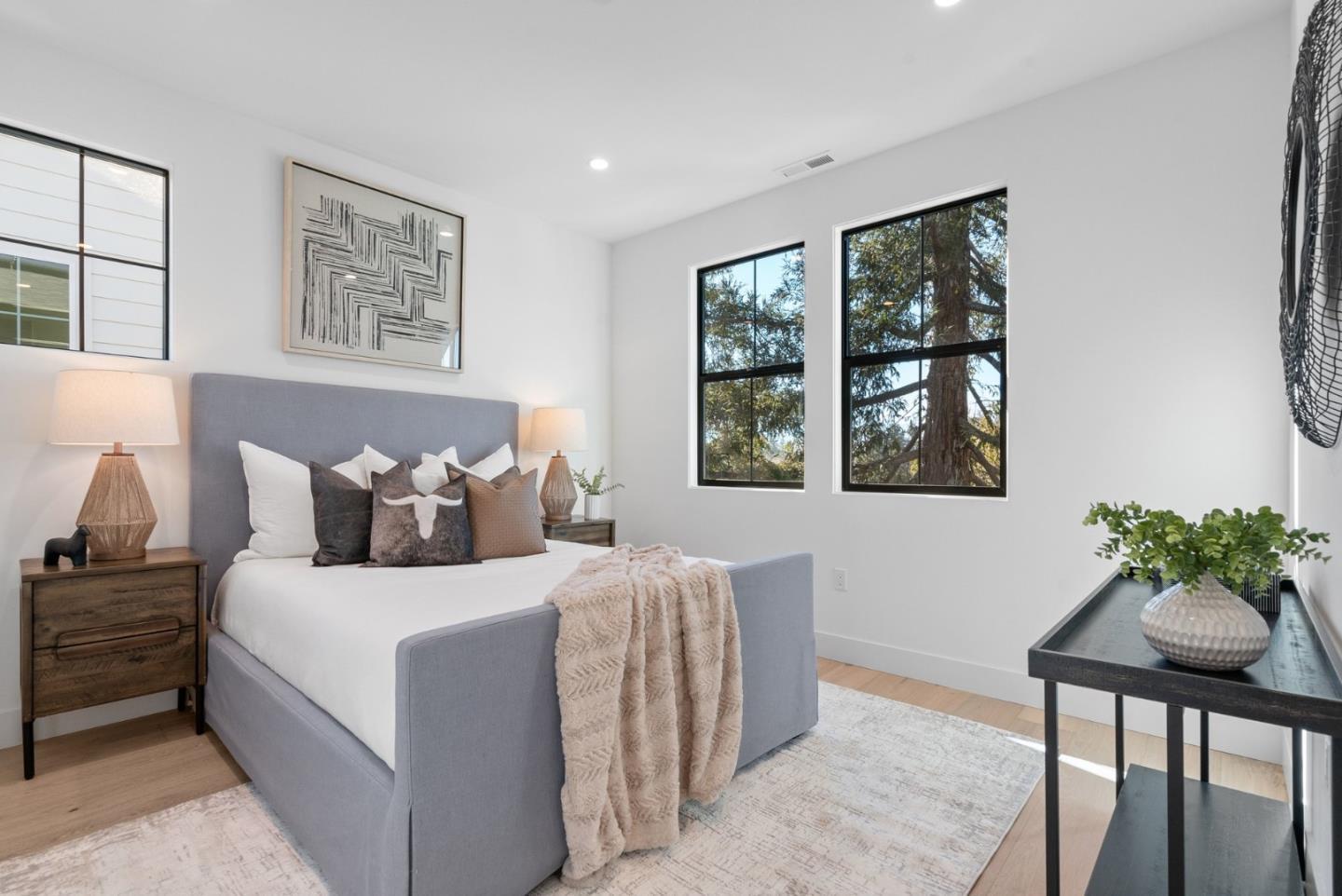 134 Sunnyside CT