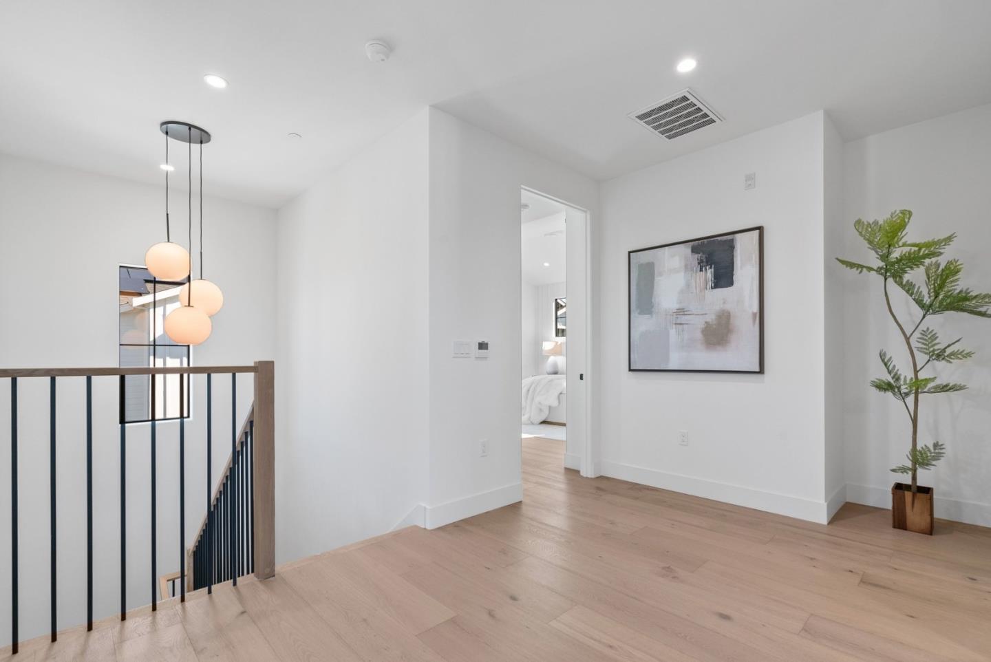 134 Sunnyside CT