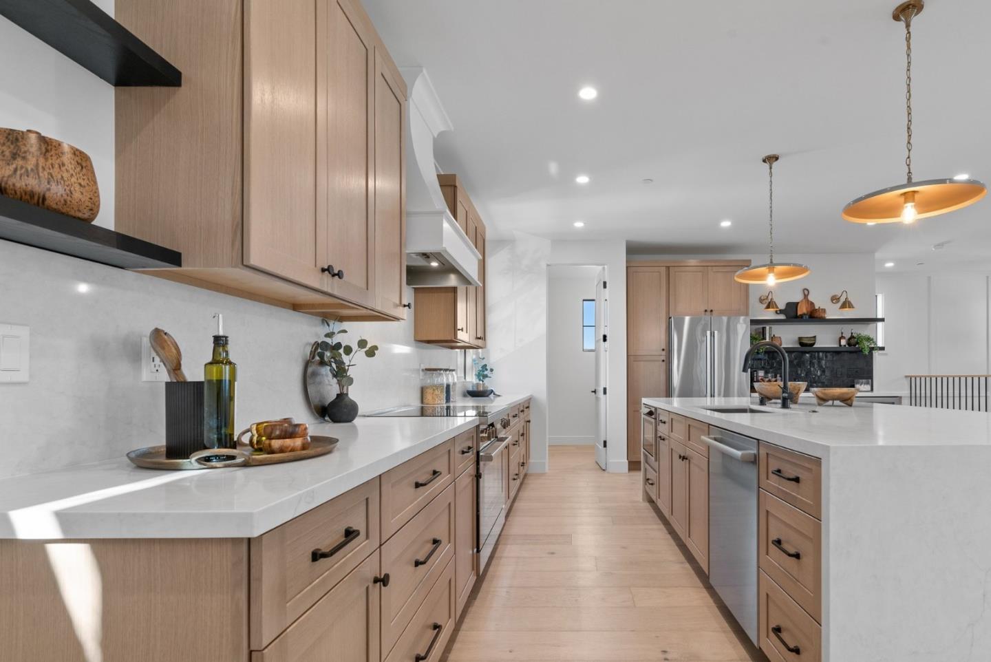 134 Sunnyside CT