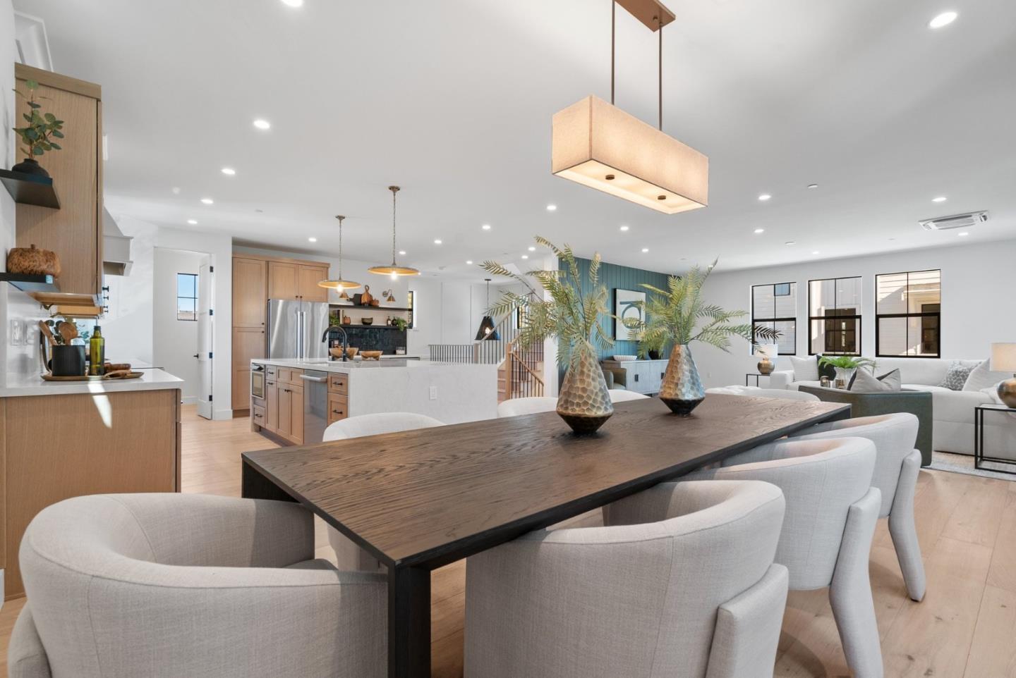 134 Sunnyside CT