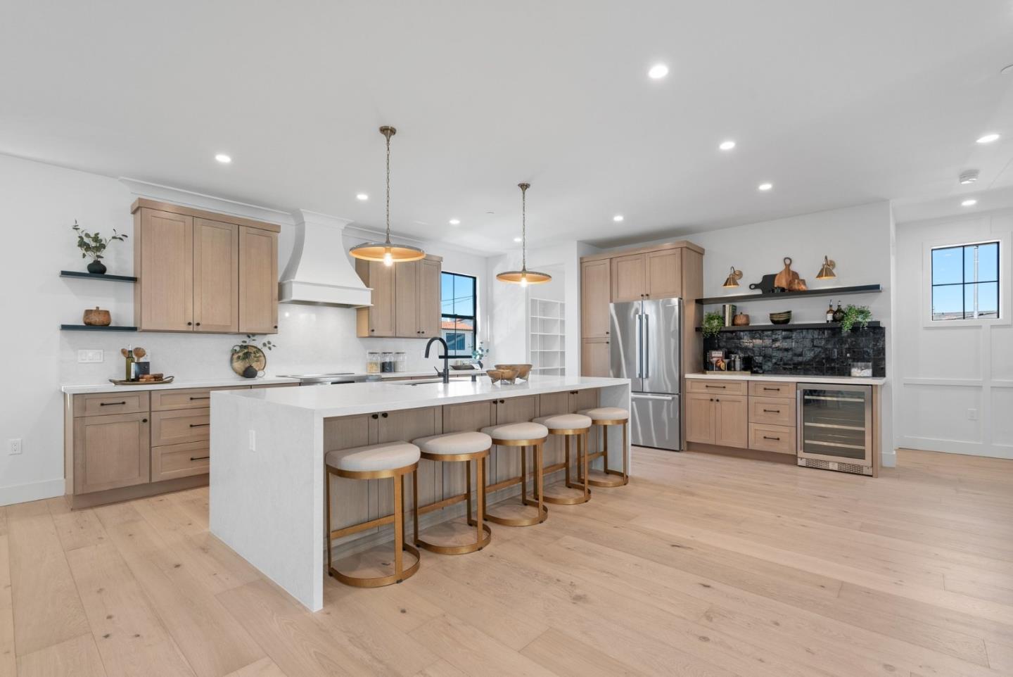 134 Sunnyside CT