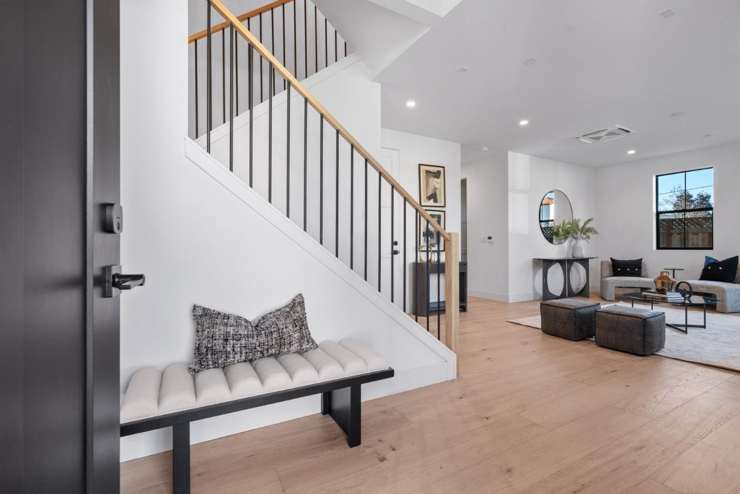 134 Sunnyside CT