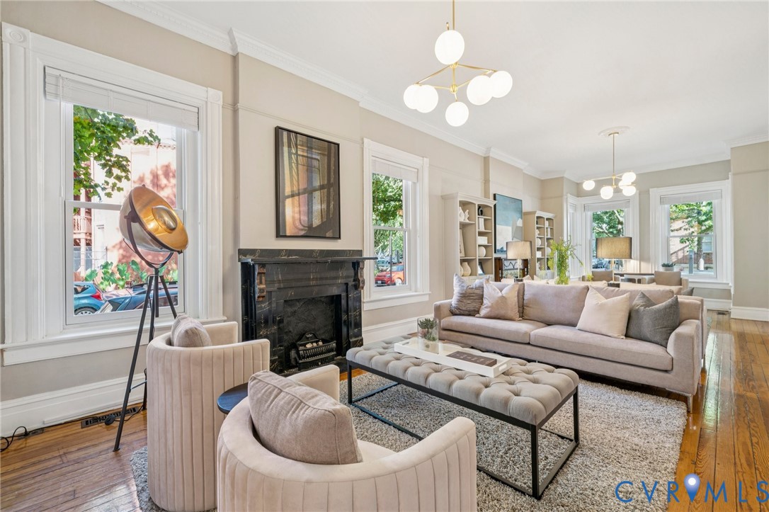 1125 Grove Ave