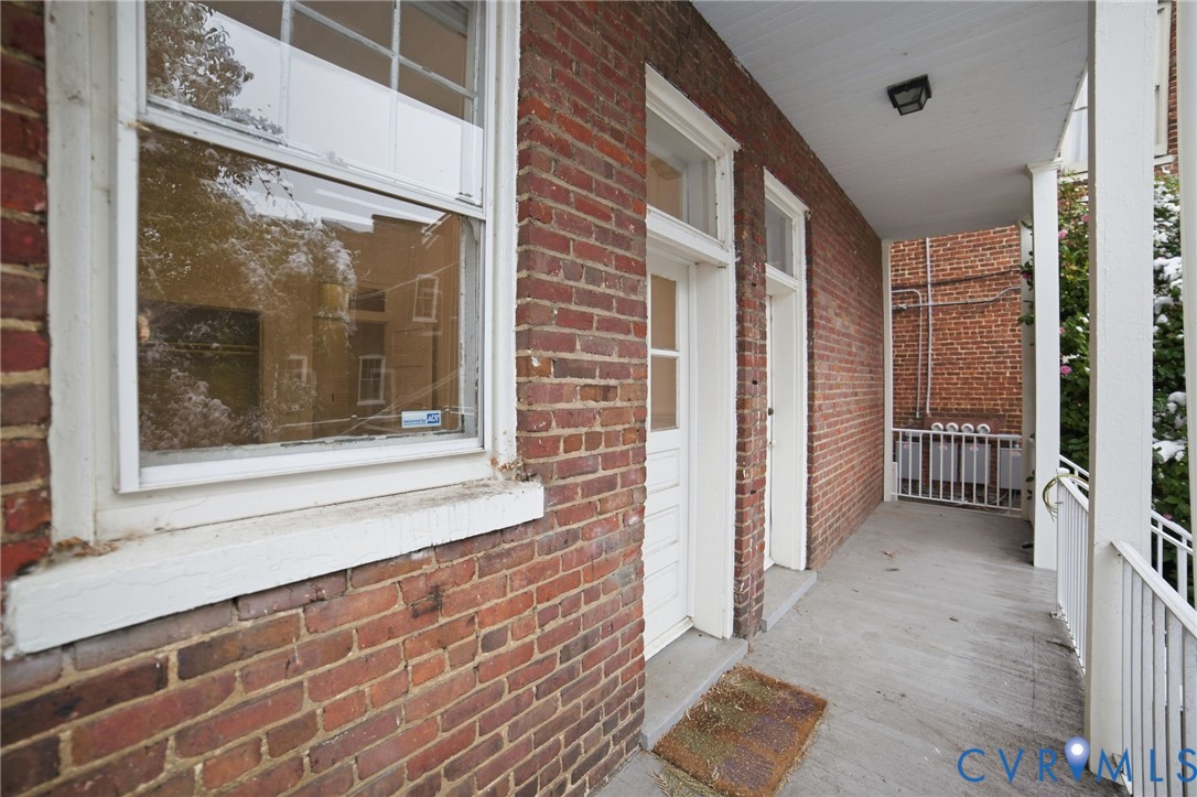 2703 Kensington Ave Unit#1
