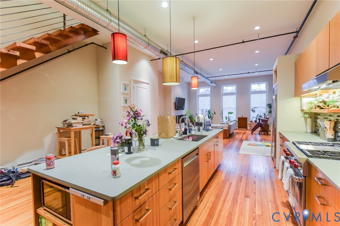 105 E Broad St Unit#2B