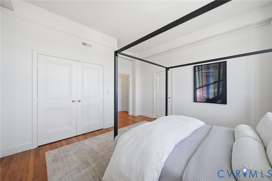 612 W Franklin St Unit#U9D