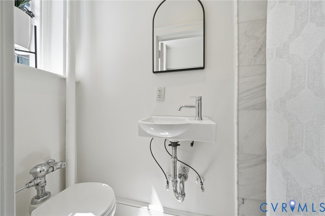 612 W Franklin St Unit#U9D