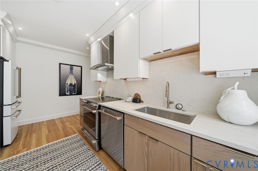 612 W Franklin St Unit#U9D