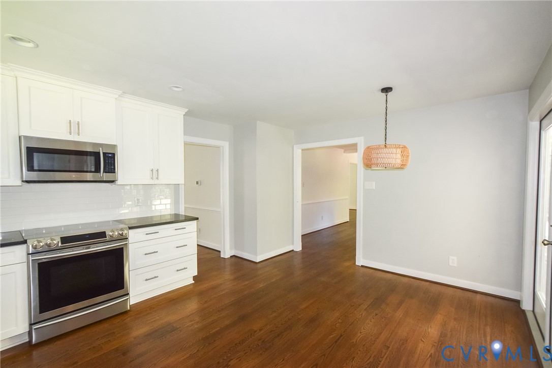 13921 Whitechapel Rd