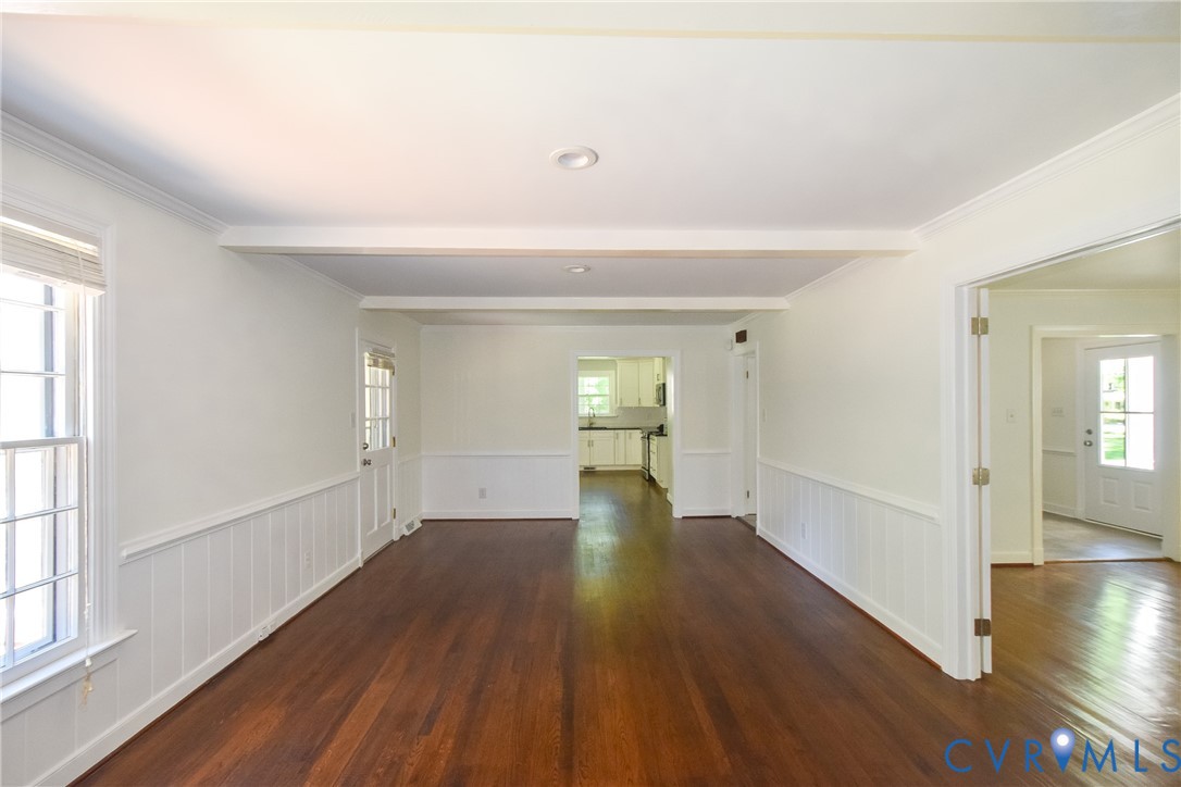 13921 Whitechapel Rd