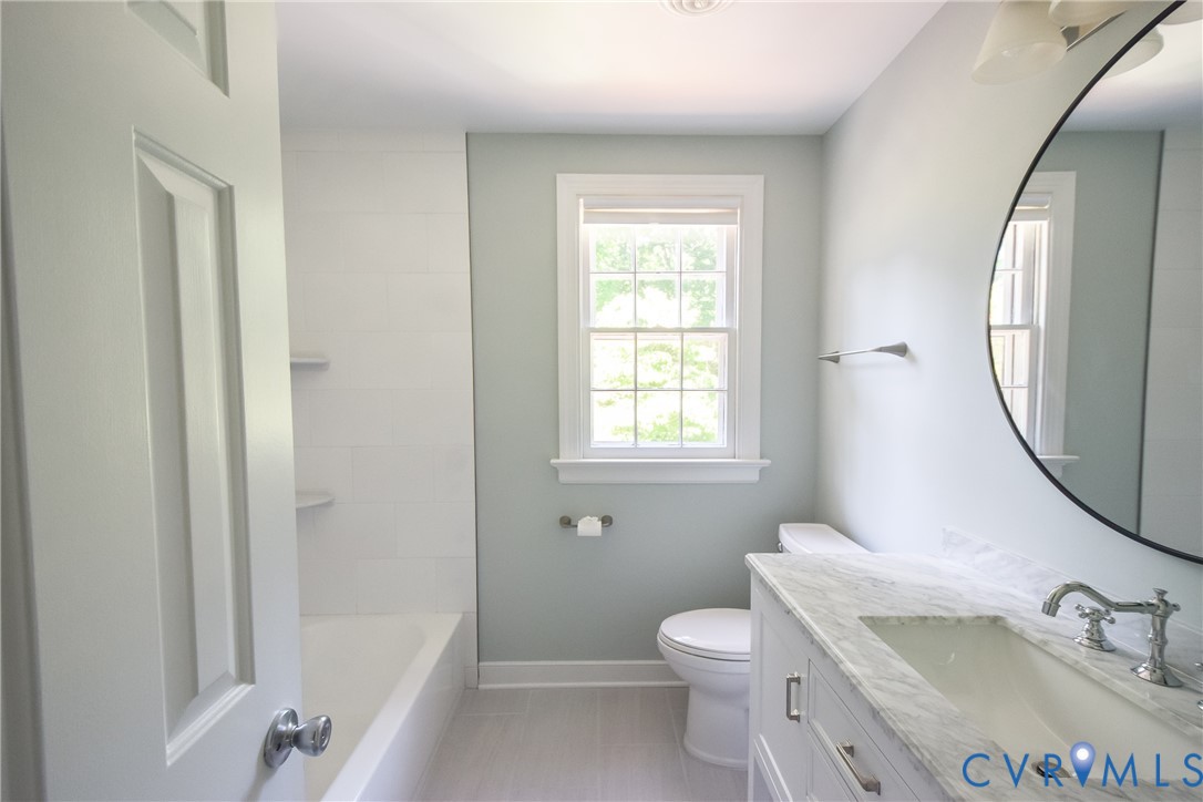 13921 Whitechapel Rd
