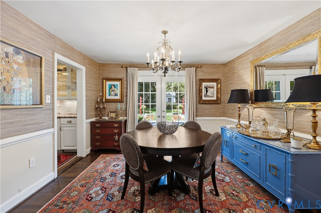 6618 W Franklin St