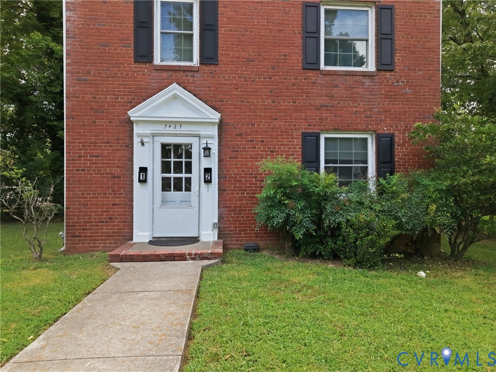 3427 W Franklin St