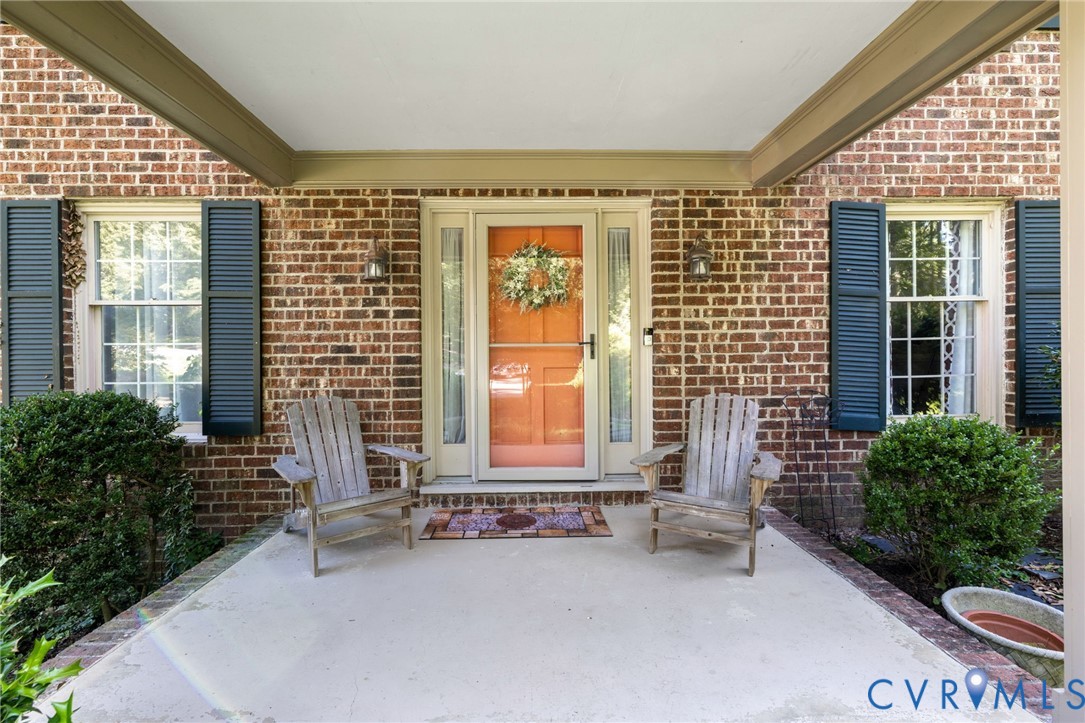 13411 Queensgate Rd