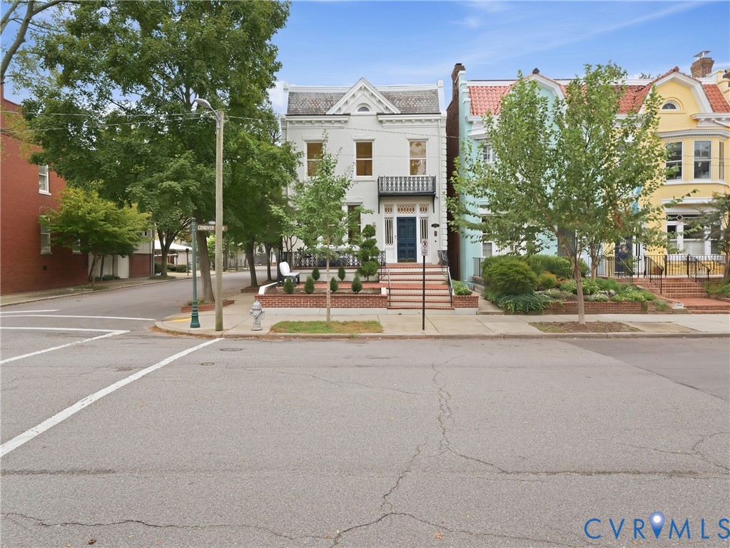 1901 Hanover Ave