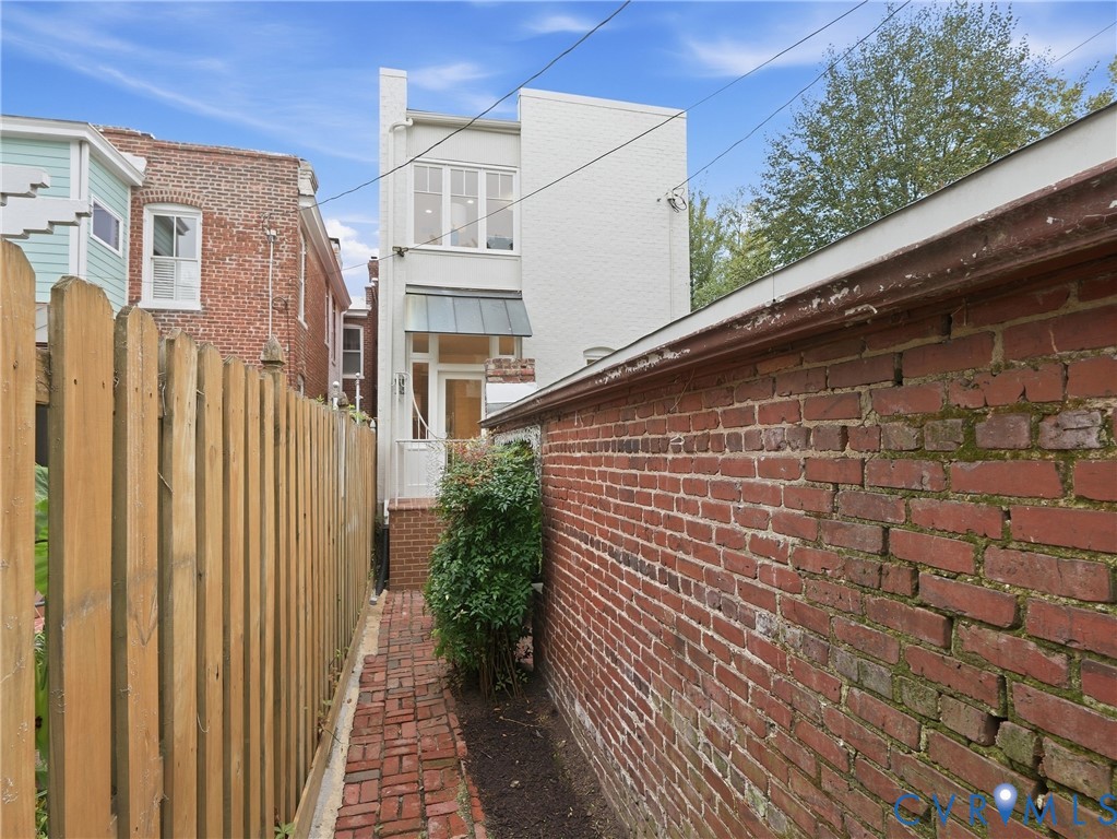 1901 Hanover Ave