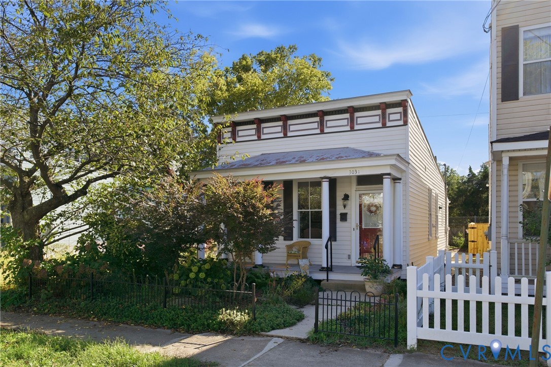 3031 Grayland Ave