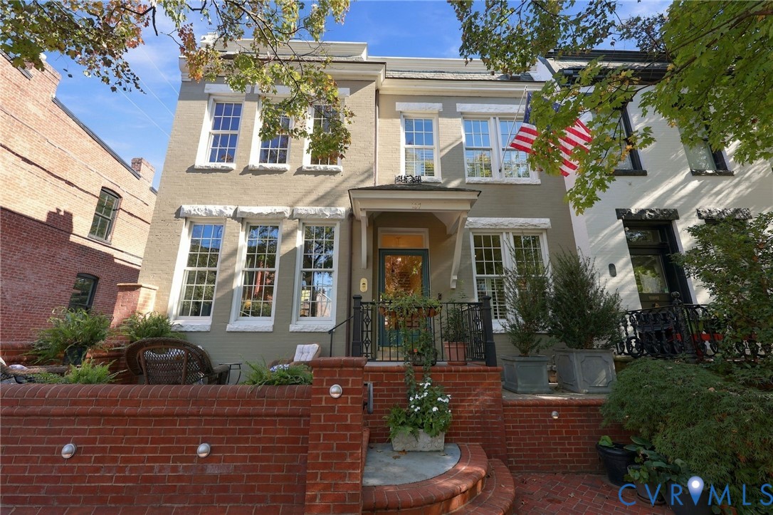 107 N Harvie St Richmond VA