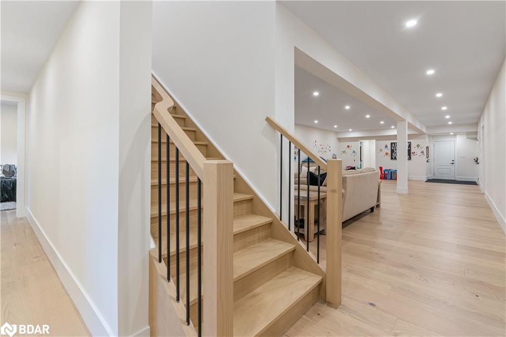 33 Marni Lane