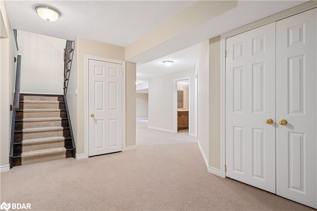 15 Prince William Way