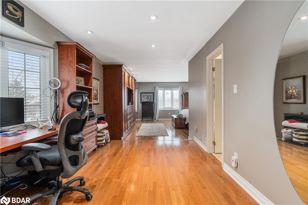 19 Grand Forest Drive